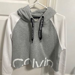 Calvin Klein Perfomance Women’s Cropped Hoodie